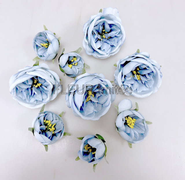 Květ růže  3-7cm  9ks